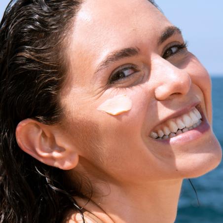 SVR Sun Secure Blur SPF50+ Crème-Mousse Sans Parfum - Paramarket.com